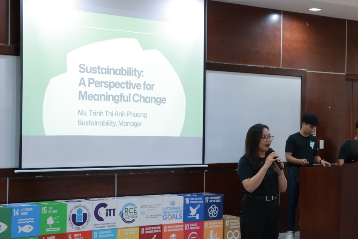 Ms Trinh Thi Anh Phuong highlights the importance of sustainability thinking in shaping students’ career paths